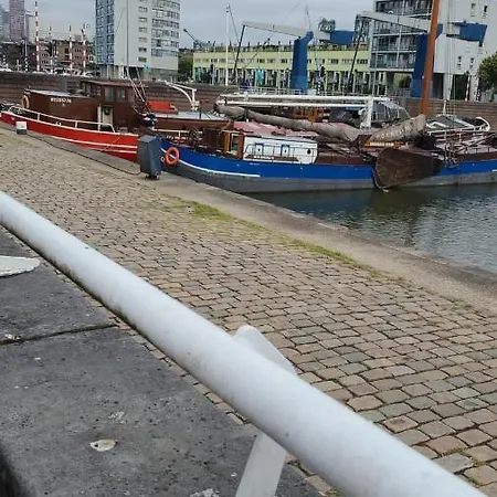 Boat-apartment *