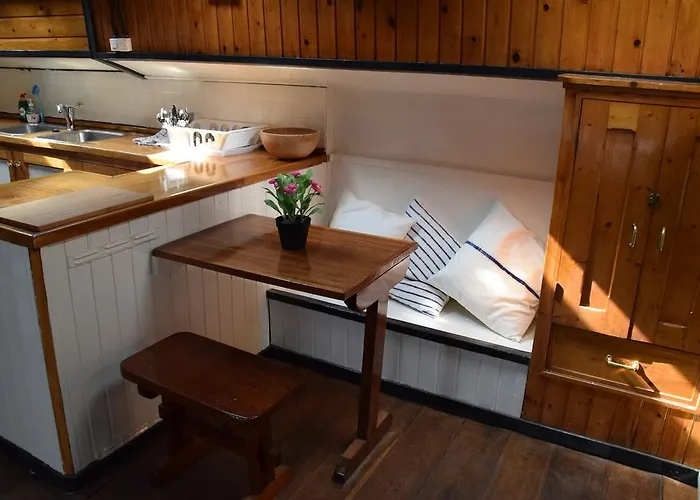 Boat-apartment Fokkelina 로테르담