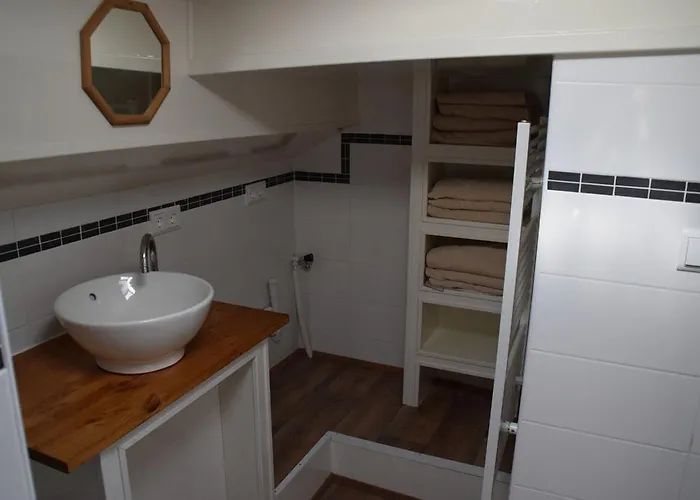 Boat-apartment Fokkelina *