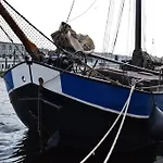 Boat-apartment Fokkelina Úszó hotel Rotterdam